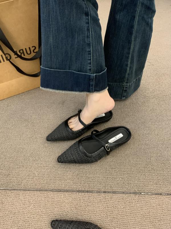 

Модная обувь Остроносые женские тапочки Слиперы Женские Летние 2025 Шлепанцы Закрытые Туфли Женские 2025 Тапочки Летние Остроносые Тапочки 35