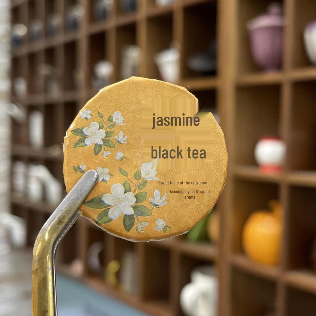 Assorted Mini Tea Cakes: 40 Varieties of Yunnan Pu-erh, Ripe, Glutinous Aroma, White, and Black Tea