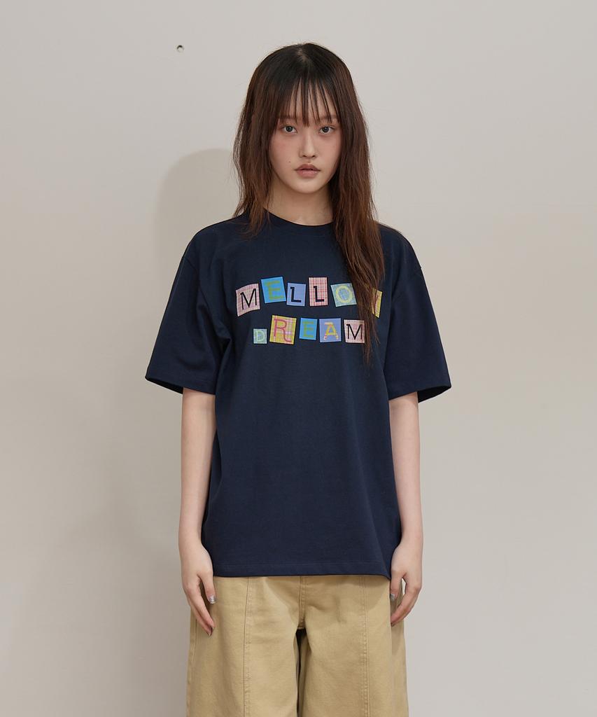 WAIKEI Mellow Dream Check Letter Short Sleeve T-Shirt Navy