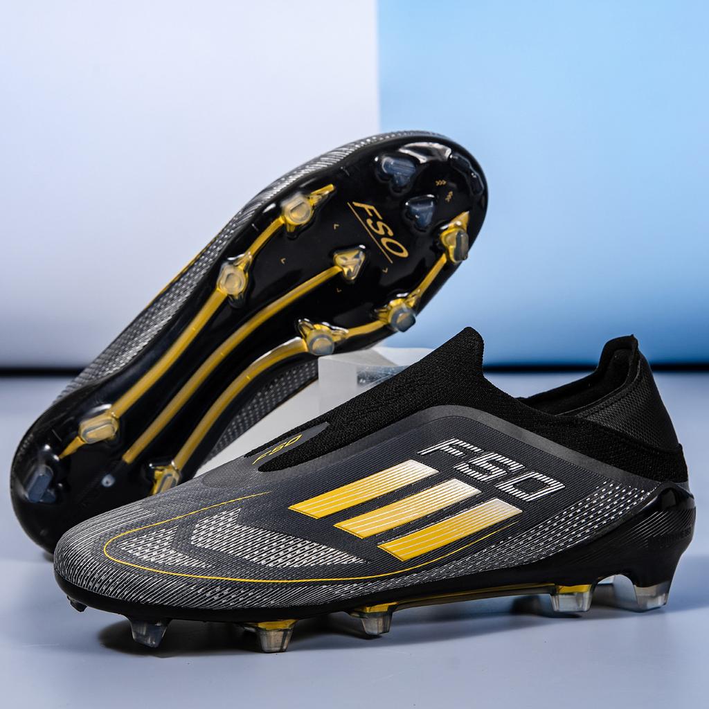 New Low-top Football Shoes, Male and Female Students, Long Nails, Broken Nails, Outdoor Sports, Professional Competition Training Shoes, Non-slip