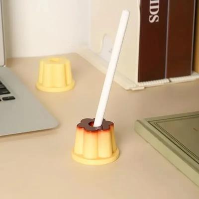 1pc Cute Pudding Pen Holder Student Cute Cartoon Creative Desktop Ornament Jelly Shape Pen Hole Pencil Slot Pencil Storage Stand