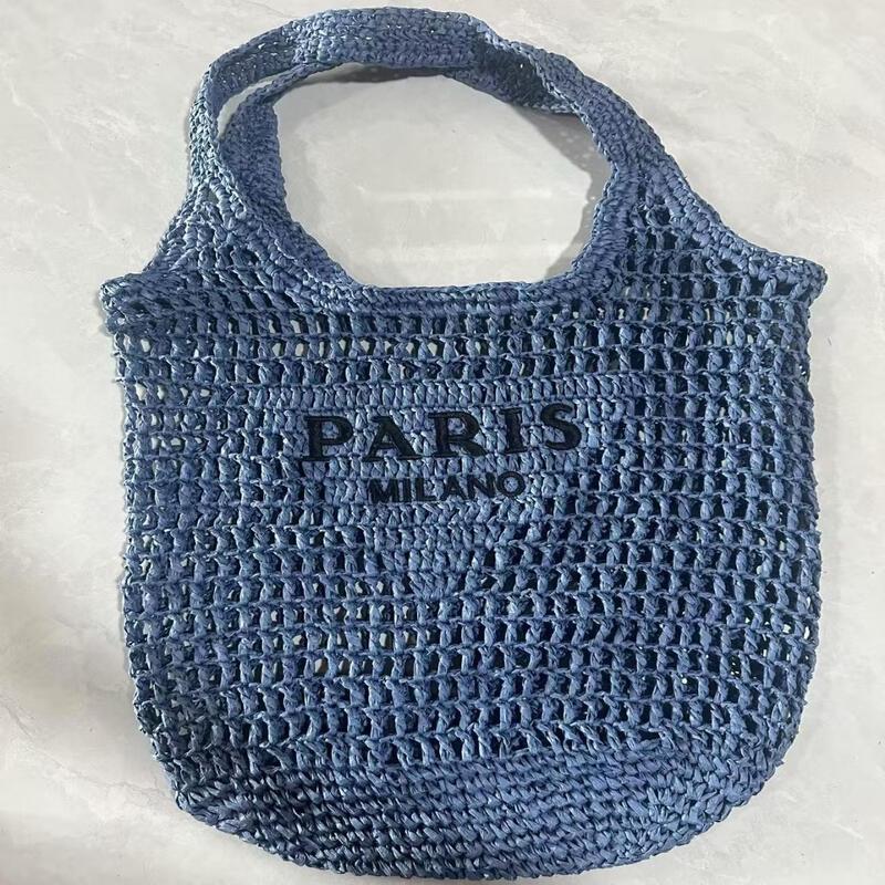 

Hàndùn Hand-Woven Straw Tote Bag