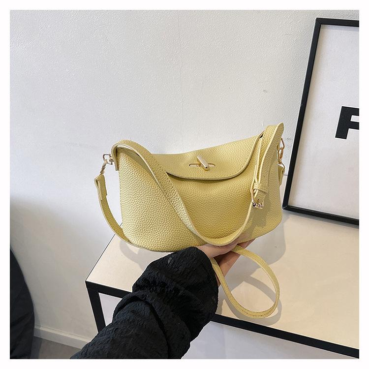 Autumn small fresh simple foreign style solid color handbag bag temperament casual messenger women's bag tide