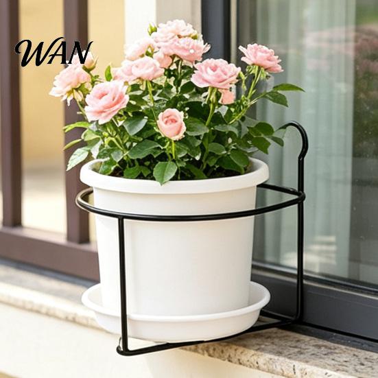 Tool-free Plant Hanger Railing Balcony Planter Holder Tool-Free Vertical Pot Fence for Outdoor Plants Fits Fences Decks Gardens Patios Use
