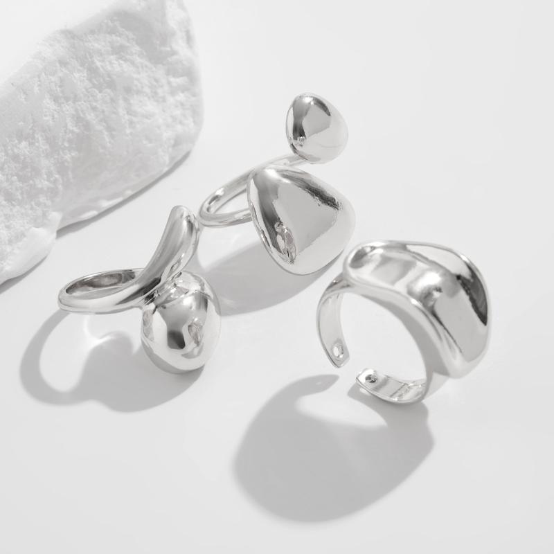 3Pcs Personality Trend Metal Geometric Hollowed-Out Twist Smooth Surface Water Drop Hug Opening Rings For Women Designer Jewelry