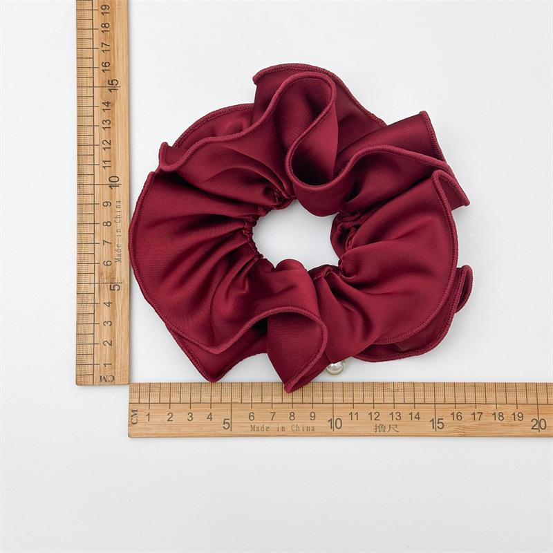 Elegant Pearl Decorated Scrunchies Fashion Hair Tie for Women Aesthetic Bridal Shower Gift