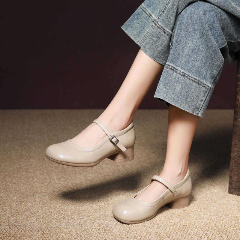 

New summer cowhide thick heel women s shoes square head shallow mouth single shoes design sense niche soft sole middle heel shoes 35