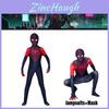 Spider-Man Miles Morales cosplaykostuum voor volwassenen en kinderen. Jumpsuit en capuchon van polyestervezel inbegrepen.