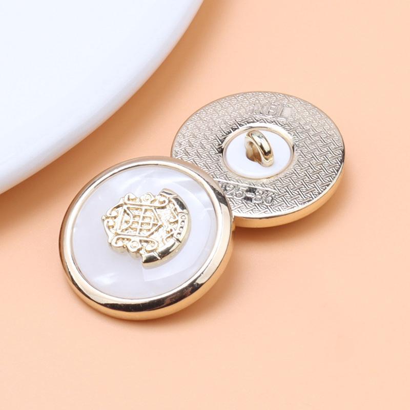 

Пальто Металлические Пуговицы Круглые Черные Универсальные Одежды Ветровка Куртка Украшения Высококачественные Пуговицы Аксессуары Свитер Пуговицы 1 #Gold + White * 28L = 18.0 MM * Round