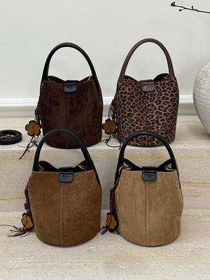 Korean-Style Large Capacity Women's Textured Shoulder Bucket Bag