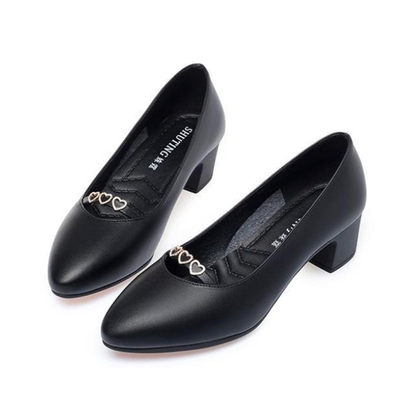 Buty damskie kobiety klasyczne wysokiej jakości czarna lakierowana skóra praca biuro kwadratowy obcas buty pani moda słodkie czółenka ba32