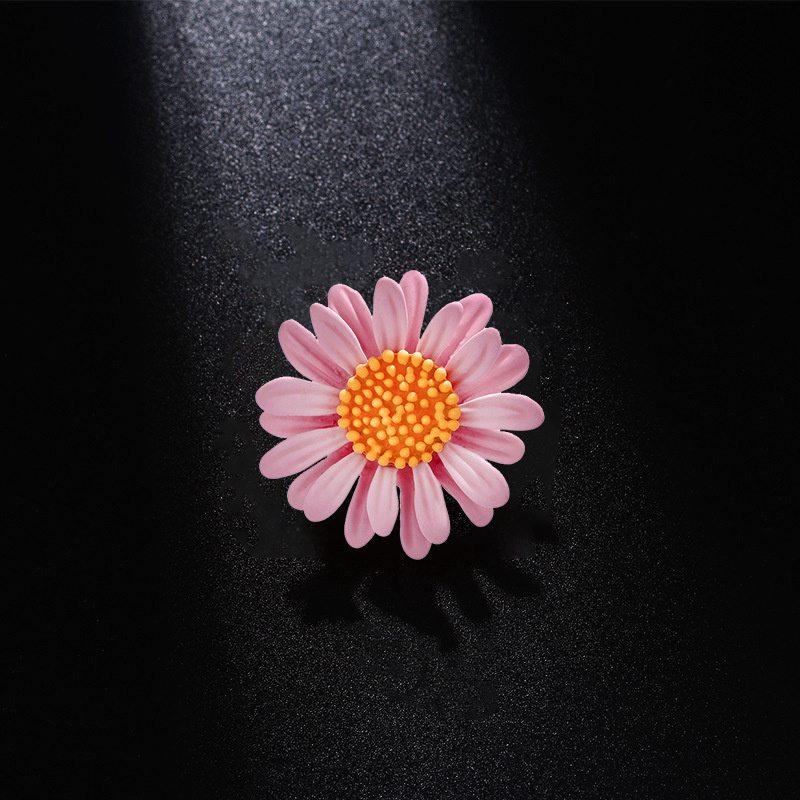 Elegant Pin Corsage Female Brooch Simple Enamel Drop Wholesale Spot Oil Daisy Pin Accessories