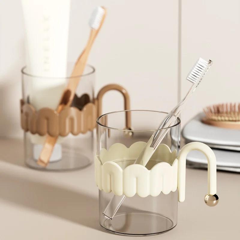 Transparent Mouthwash Cup Home Use Toothbrush Cup Couples' Wash Cup Simple Design Gargle Cup for Students & Everyday Use