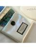 Gucci Set Specchio Cuore Luminoso con Custodia in Raso