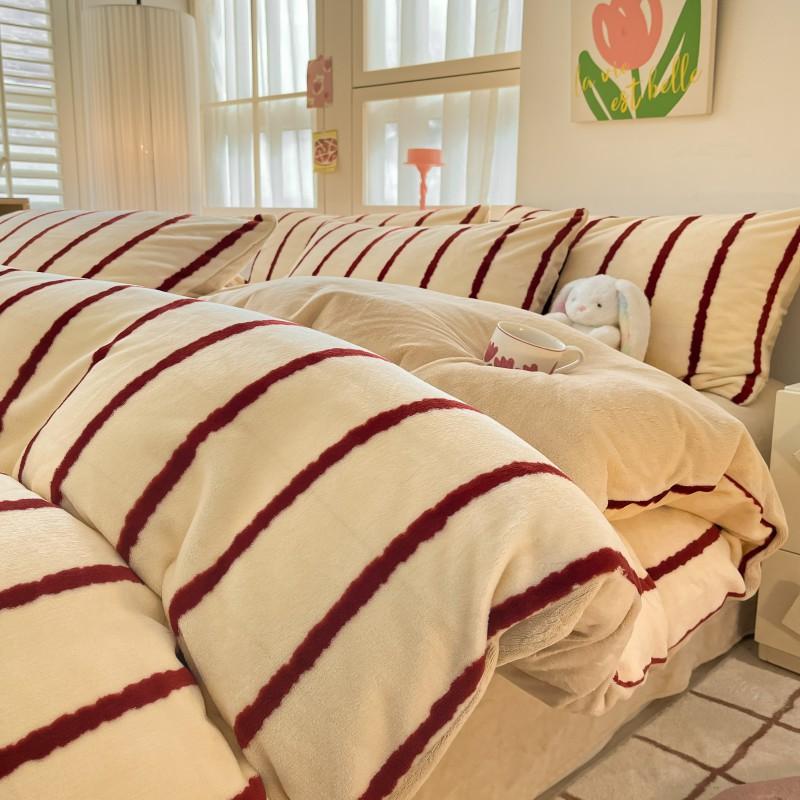 Thickened Milk Fleece Bed Four-Piece Set, Fleece Coral Fleece Bed Sheet Quilt Cover, Bedding Three-Piece Set