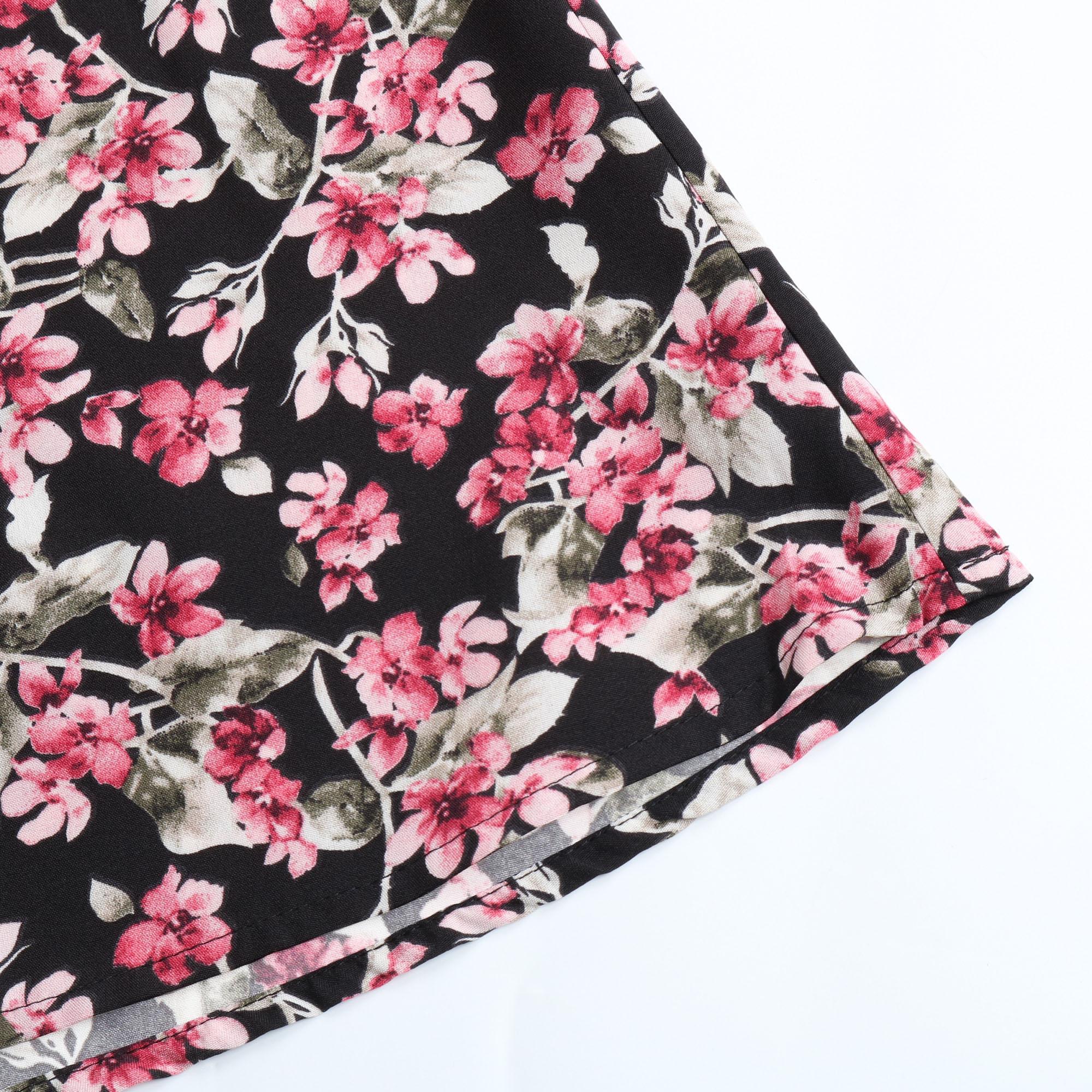 Женское платье с открытой спиной и квадратным вырезом — фото 11