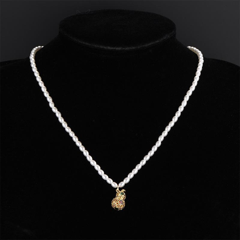 Design Freshwater Pearl Necklace Female Premium Vintage Ethnic Wind Gourd Collarbone Chain