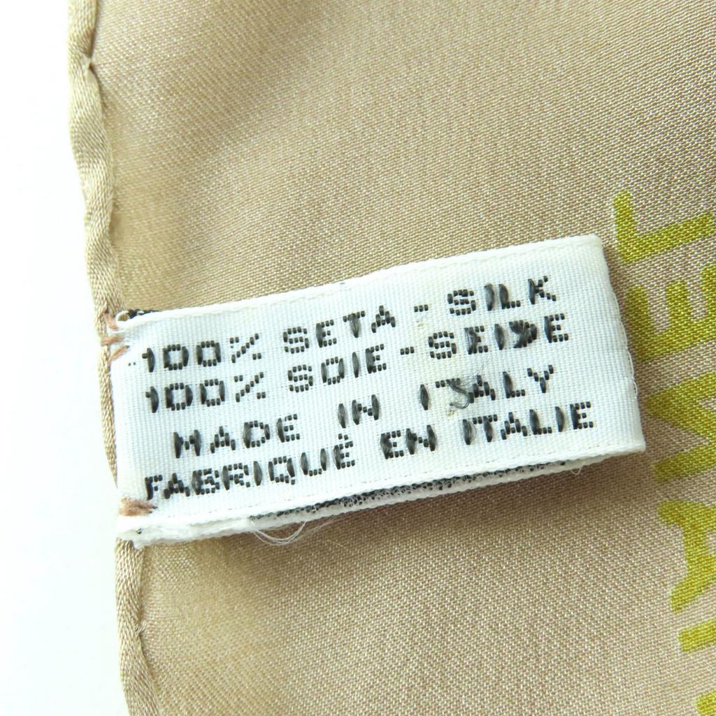 Ausgezeichnetes CHANEL-Tuch Gripoa COCO-Marke durchgehendes Muster mehrfarbige Seide Gebraucht