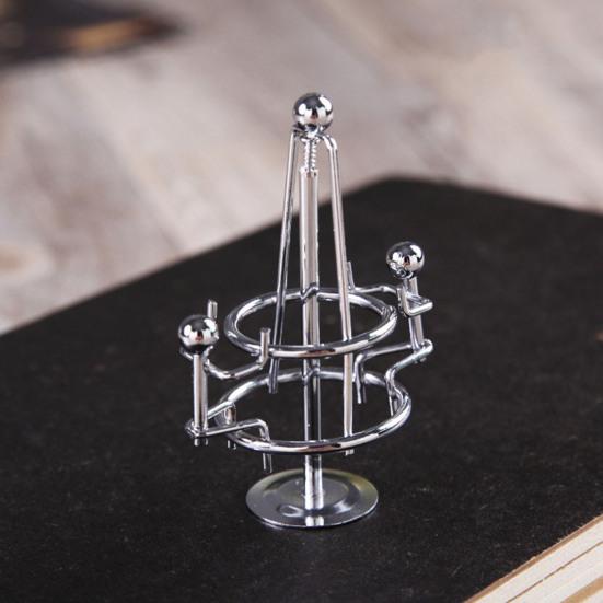 Mini Balancing Iron Men Toy Helicopter Weightlifter Horizontal Bar Guitar Man Physics Balance Toy Tumbler Kinetic Art Decompressive Desk Toy Home