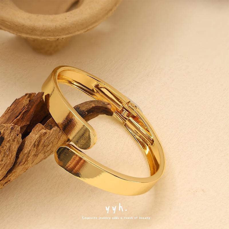 Минималистичный Ретро Глянцевый Браслет: Европейско-американский стиль, Сдержанная элегантность