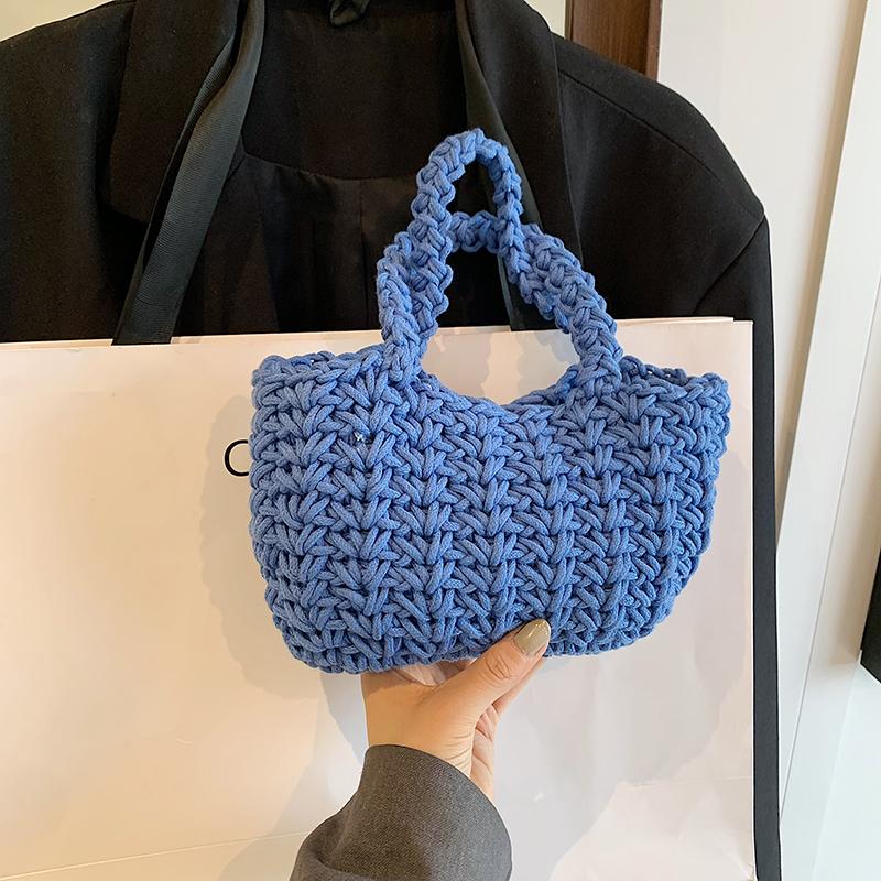 

Handmade Woven Women s Bag 2024 New Fashion, Leisure and Popular Beach Bag Handbag, Exquisite Grass Woven Bag синий