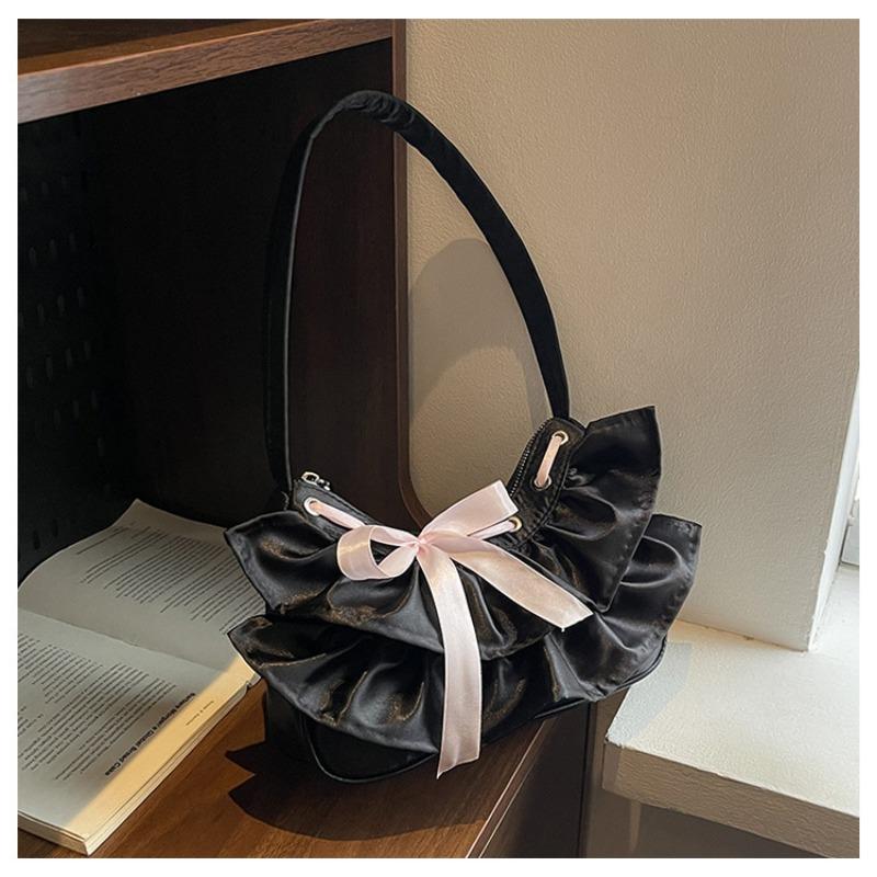 

Fashion trend women s handbag bag high-end soft leather messenger bag pleated ruffle edge armpit bag чёрный