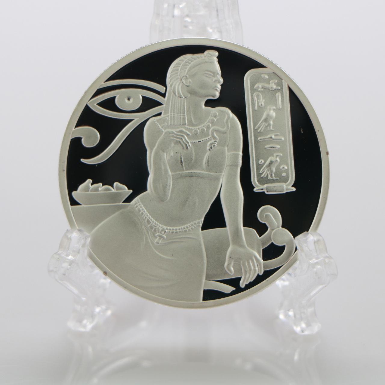 

Ancient Greece and Egypt, goddess Isis, commemorative coin, silver plated, pyramid coin, metal commemorative medal