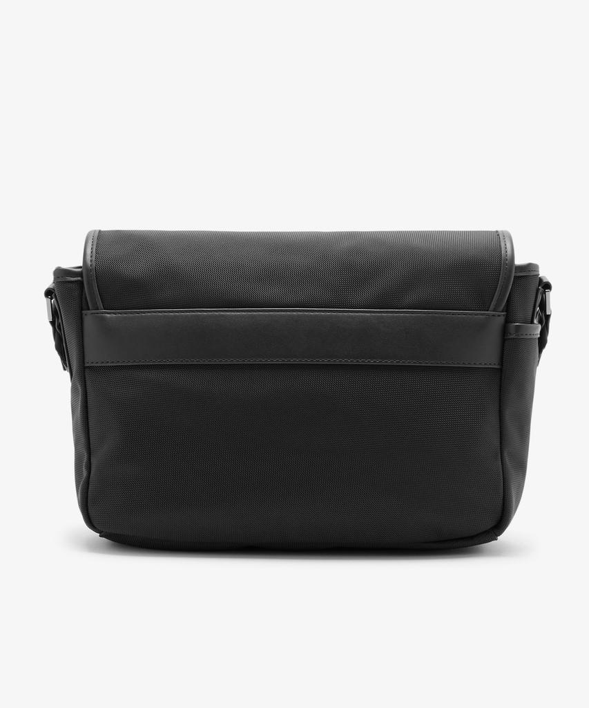 Lacoste Men'S Lacoste Everyday Vertical Messenger Bag Nh5158E56G 000
