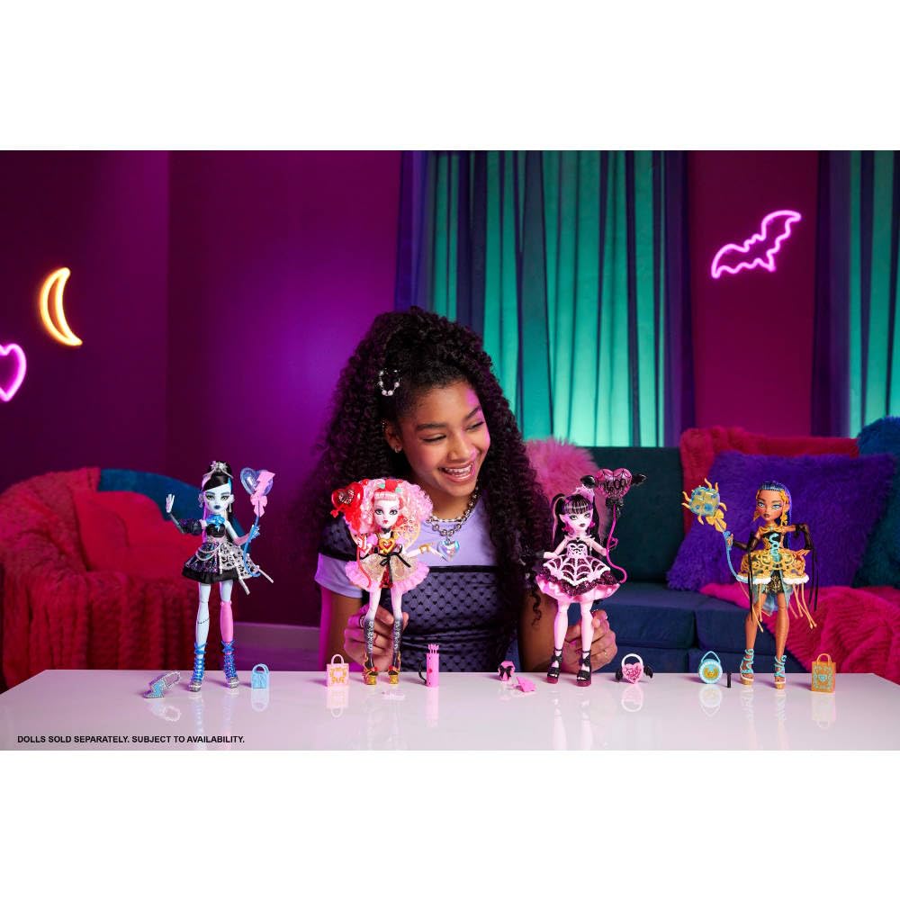 Monster high Scary Sweet Birthday Cleo De Nile Doll Set Size 29cm Japan Import Authentic