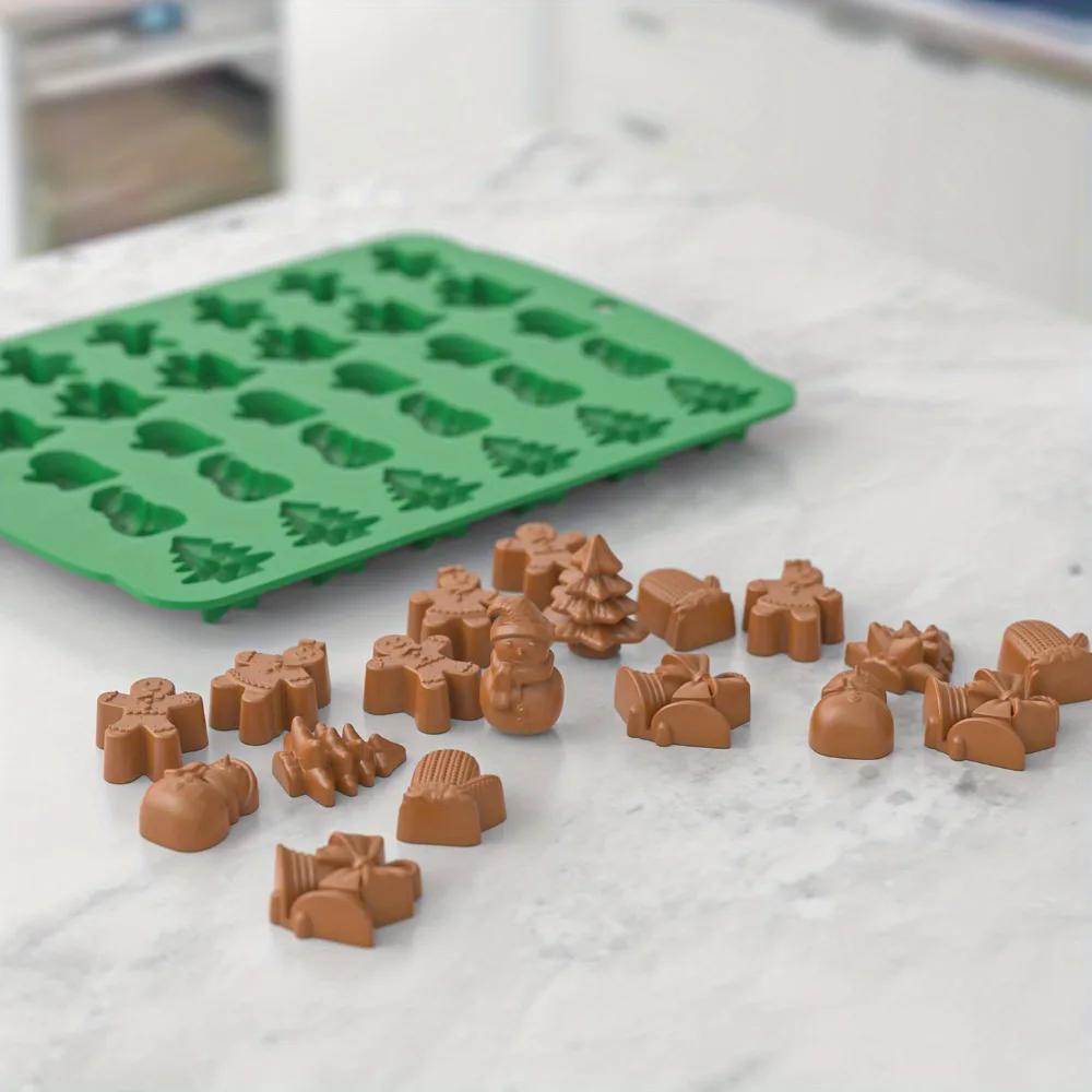 Christmas Silicone Chocolate Mold Gingerbread Man Xmas Tree Snowman Gloves Gummy Candly Mould Kitchen Party DIY Baking Tool