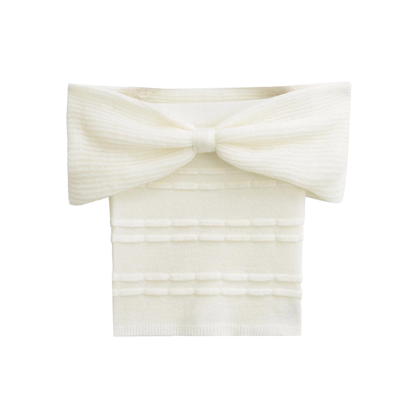 

Трикотажная футболка с открытым плечом и бантом Sweet Dream Large белый/кремовый