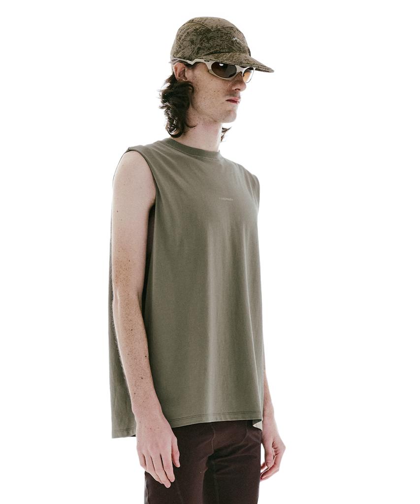 Koldeuwom Raw Cut Sleeveless (Khaki)