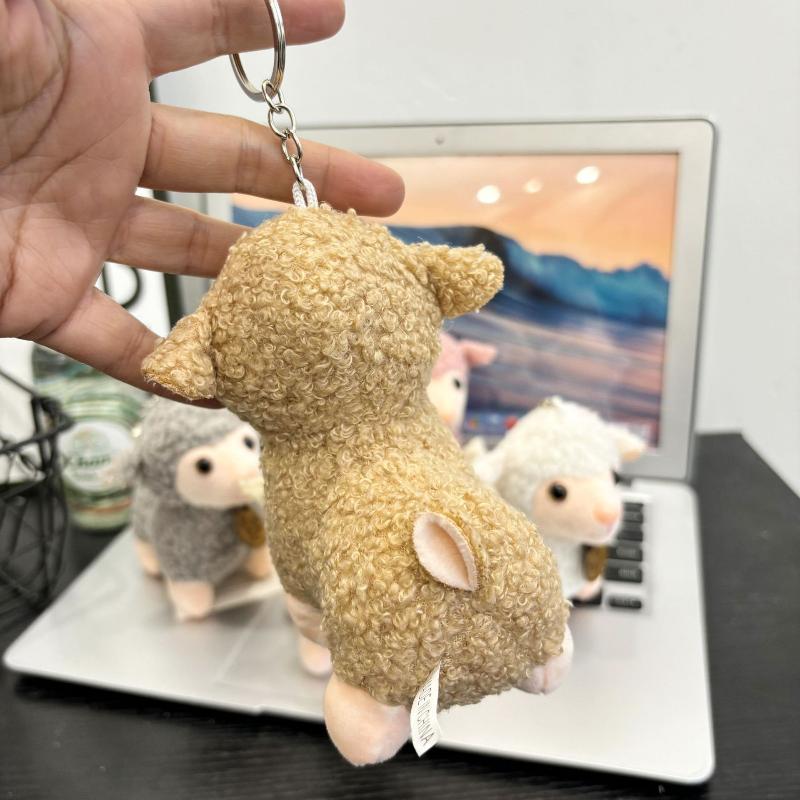 2027 Year of the Sheep Plush Lamb Keychain Lightweight Fluffy Pendant Cute Bag Charm for Wedding Party Favors