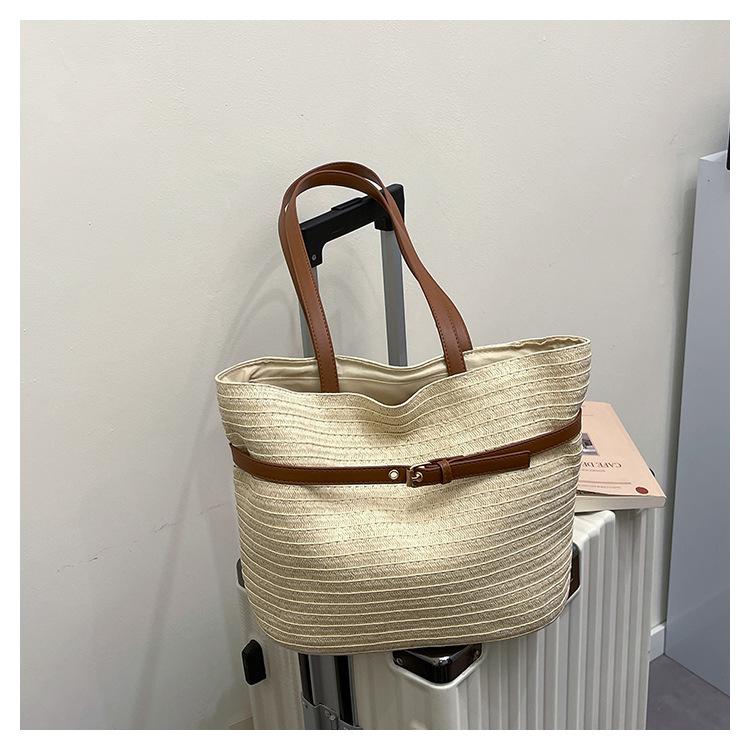 

Simple solid color single shoulder underarm woven women s bag straw woven bag khaki beige travel beach versatile