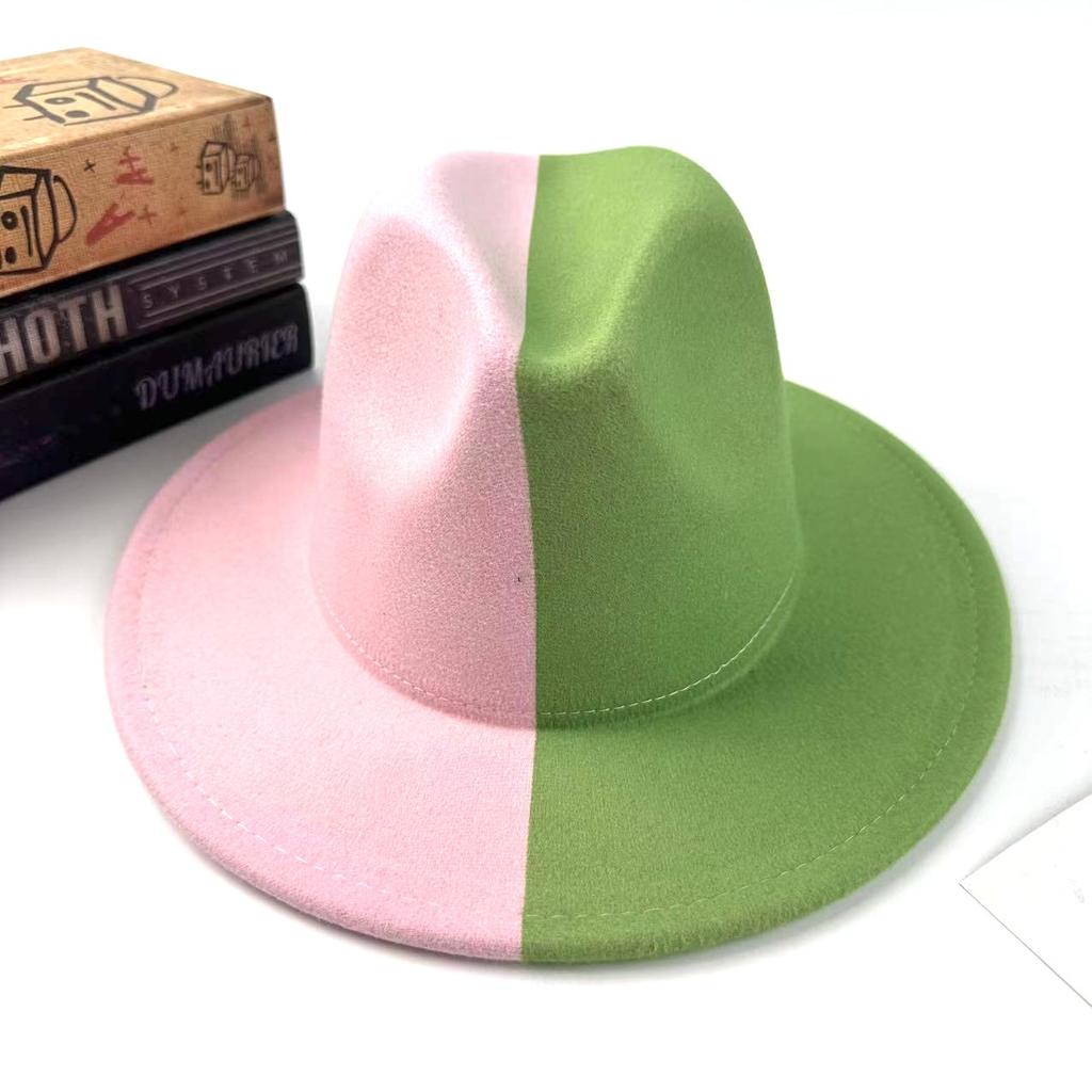 Neuer Hut Weihnachten Zweifarbige Farbabstimmung Yin und Yang Zylinder Farbabstimmung Jazzhut Europäischer und Amerikanischer Stil Filzhut