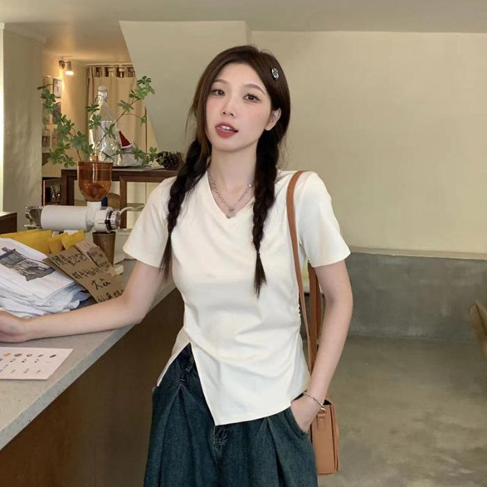 

Design sense irregular split short-sleeved T-shirt women s 2025 summer new model to cover the belly and look thin white front shoulder top S абрикосовый