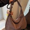 Women's bag  new retro commuter versatile fashion niche large-capacity casual shoulder messenger bag