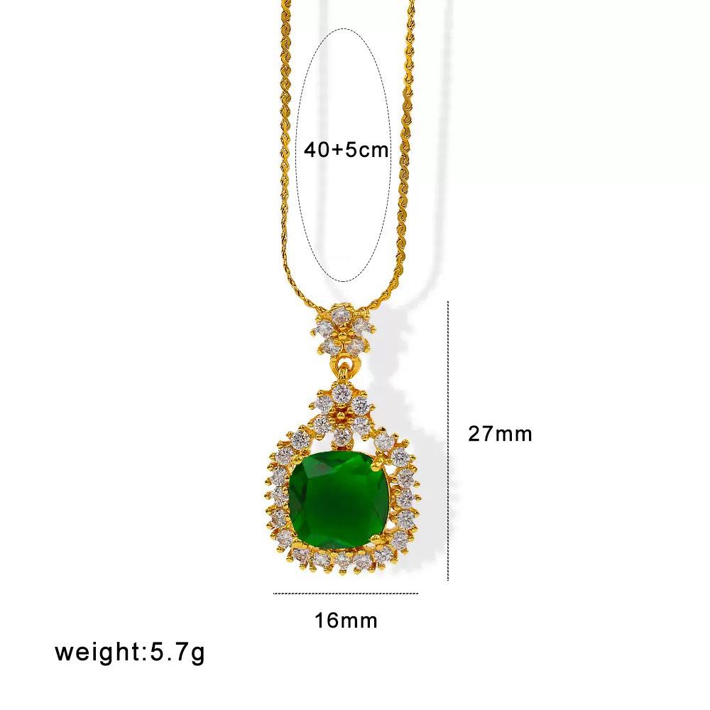 Retro Green Zircon Pendant Choker Necklace - Stainless Steel, High-End Luxury.