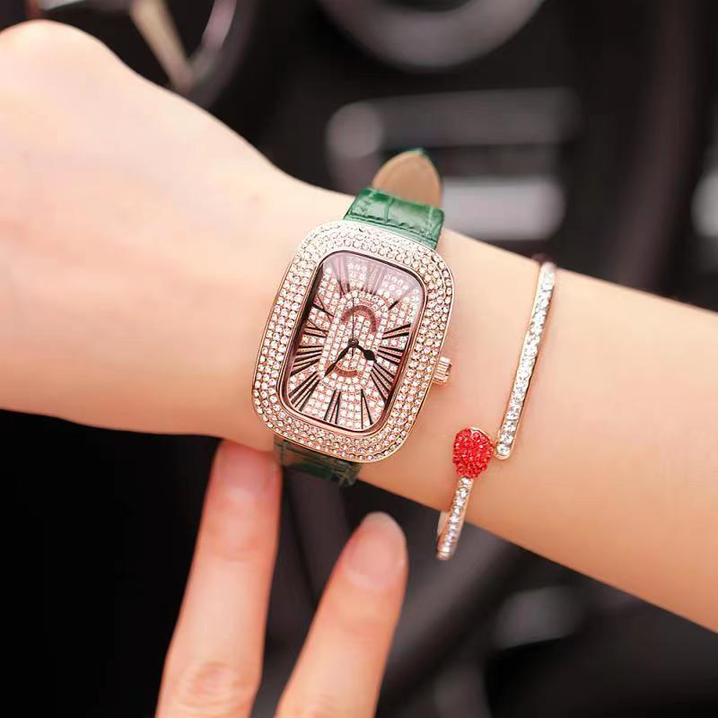 Ladies Full Diamond Fashion Retro Light Luxury Exquisite Versatile Leather Quartz Watch