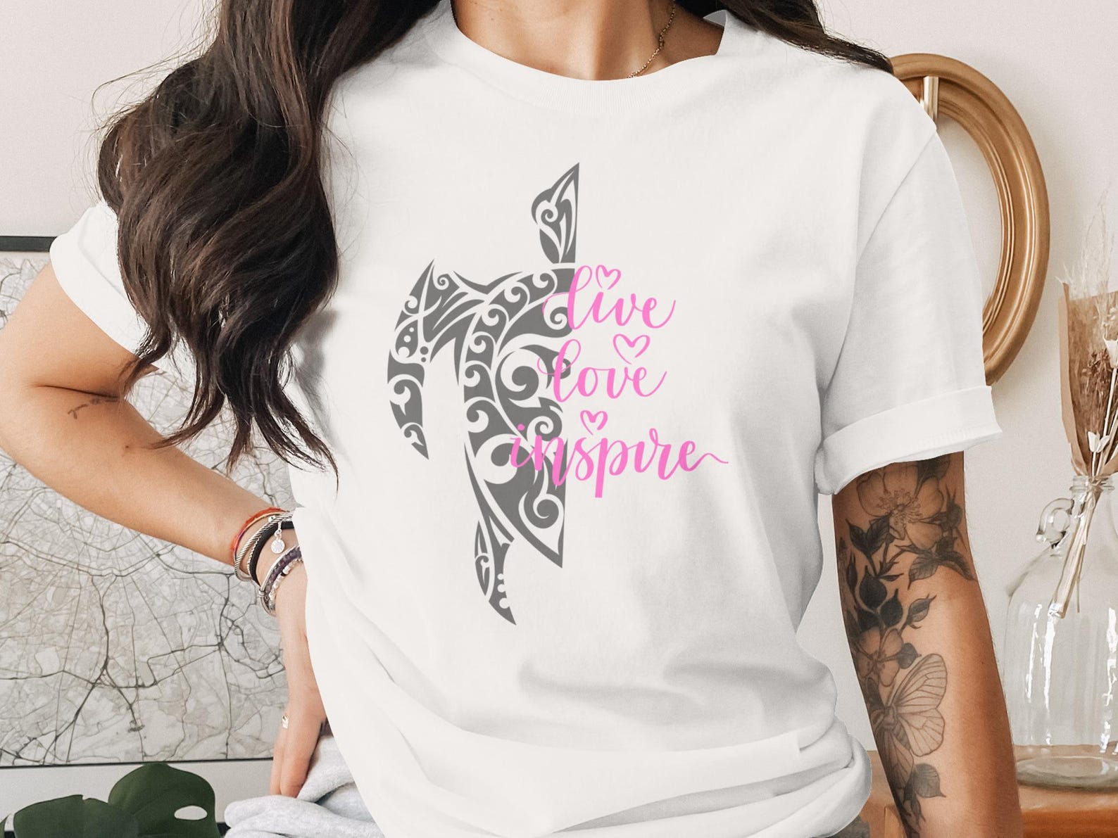 Sea Turtle Live Love Inspire T-Shirt, Tribal Polynesian Design Tee S