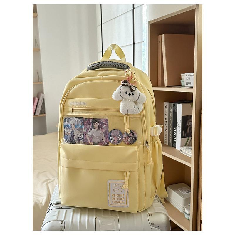 The new schoolbag is high-value, fresh and sweet, and a lightweight and large-capacity backpack for junior high school students.