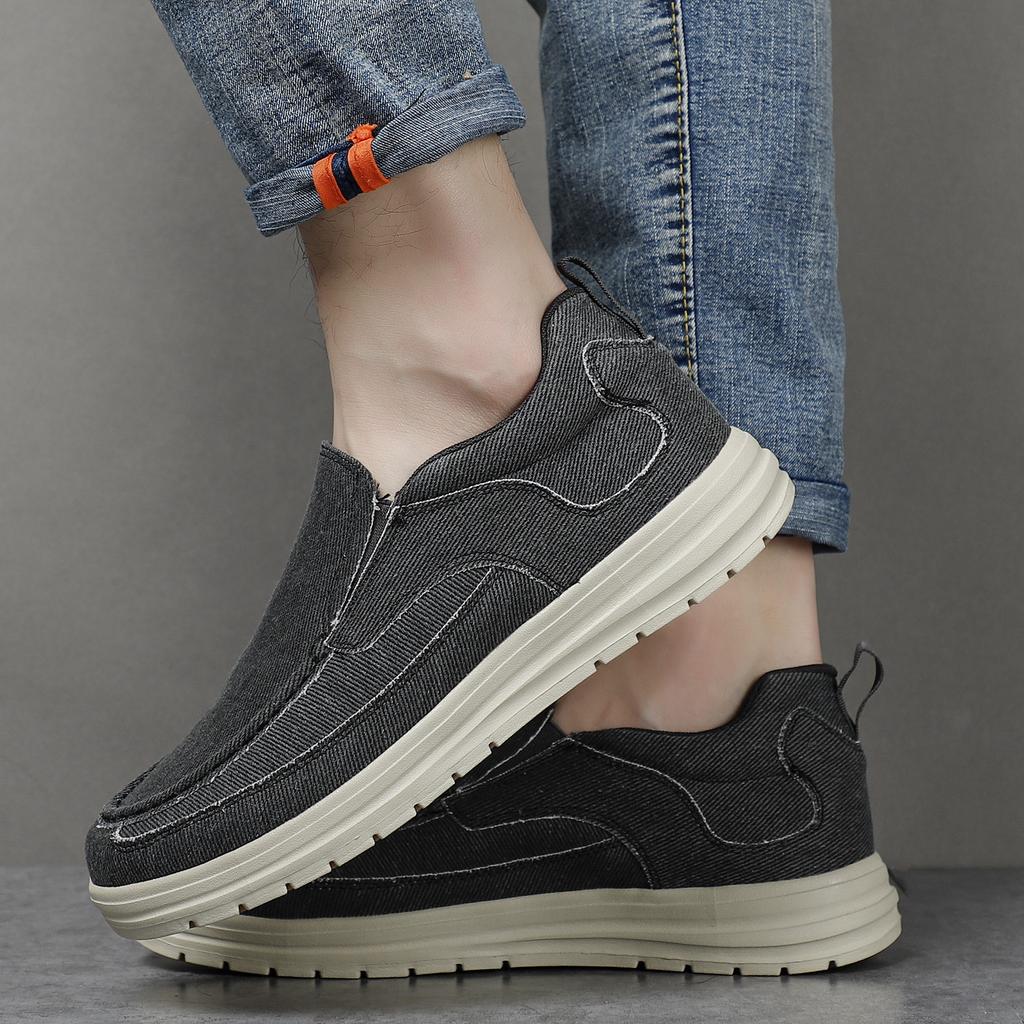 New Men Casual Shoes Slip On Canvas Loafers Comfortable Walking Flats for Man Non Slip Soft Moccasins Sneakers Driving Shoes