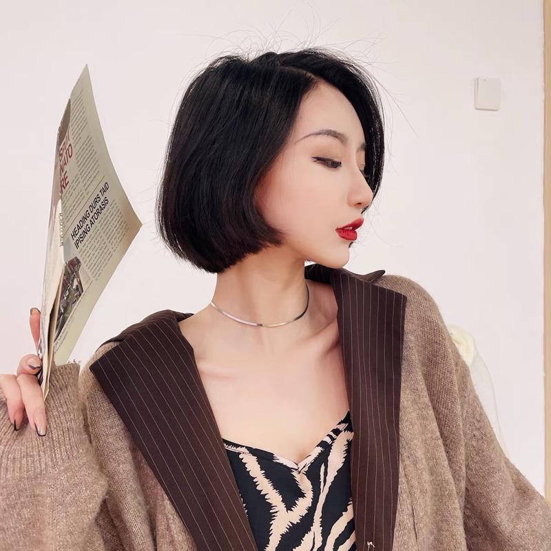 

INS холодный стиль, особый интерес, легкая роскошная плоская тонкая цепочка из змеиной кости, ожерелье из стерлингового серебра S925, цепочка на ключицу, женское ожерелье white