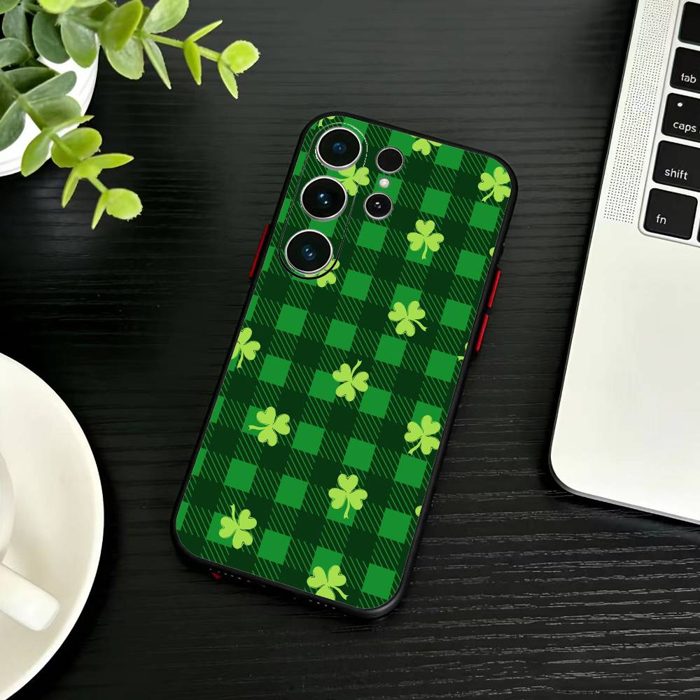 2026-Four-leaf Clover Phone Case For Samsung S26,S25,S24,S23,S22,S21,S20,Plus,Fe,Lite,Others Black Cover