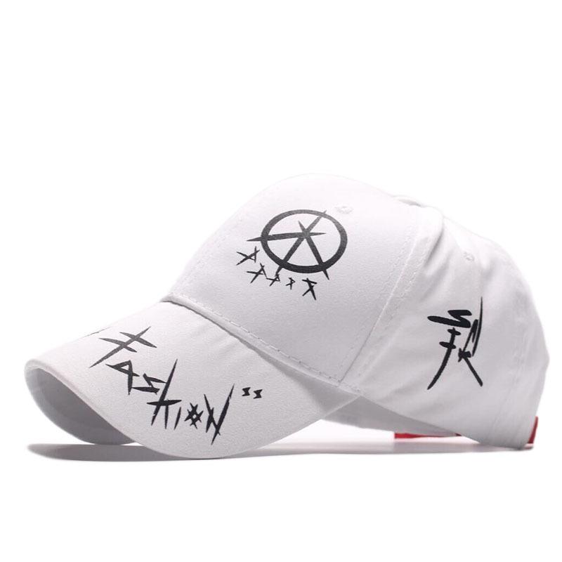 Hut Damen Koreanische Version Vielseitig Graffiti Schwarz-Weiß-Spleißkappe Sommer-Baseballkappe Herren Fünfzack-Sonnenkappe