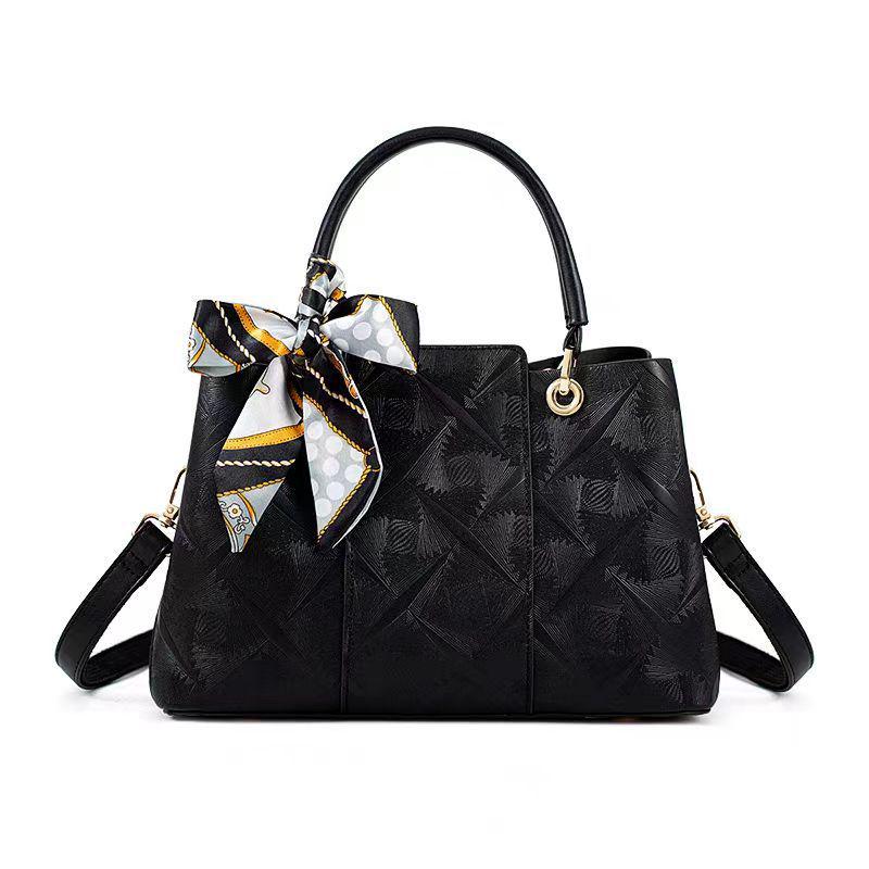 Mother's Day Large Capacity Crossbody Handbag for Women: Practical Fashion Gift for Moms & Mother-in-Laws