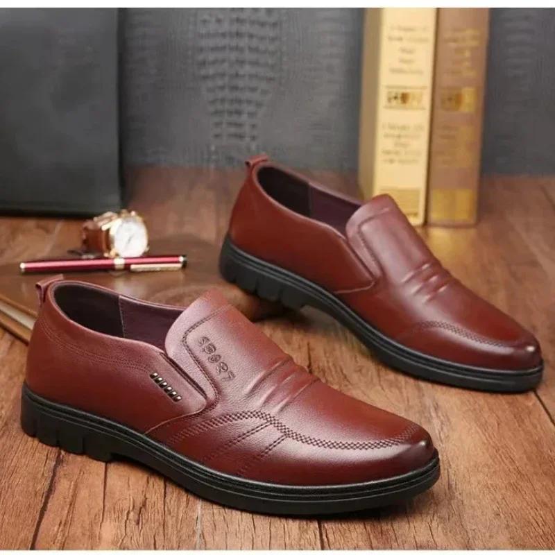 Men's CLassic Leather Shoes New Low-top Business Casual Loafers Black Soft Sole Offic Worlking Shoes Slip On Formal Men's Shoes