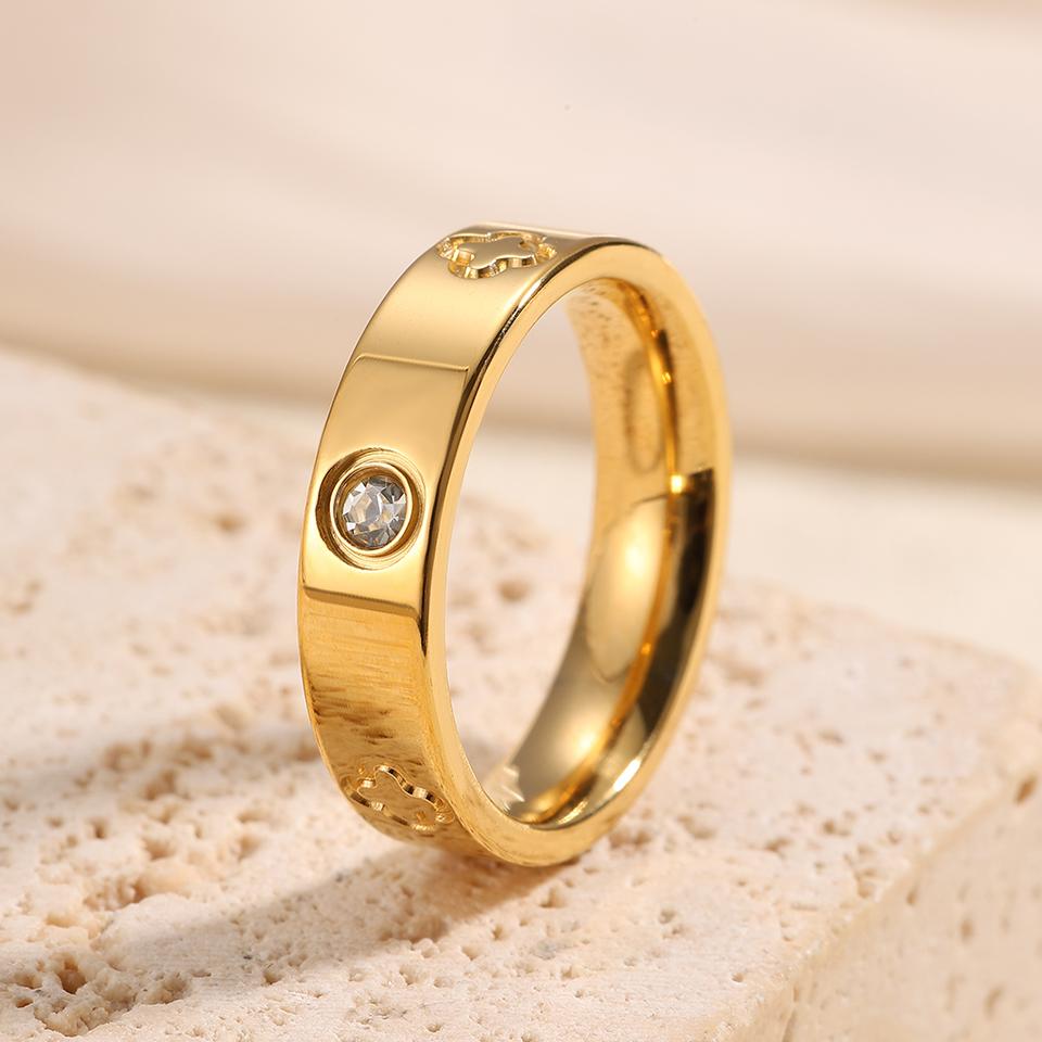 

Французский Нишевый Дизайн Кольца с Четырехлистным Цветком и Цирконом Набор Для Женщин Высокое Качество 18K Позолоченная Нержавеющая Сталь Кольцо на Палец 8