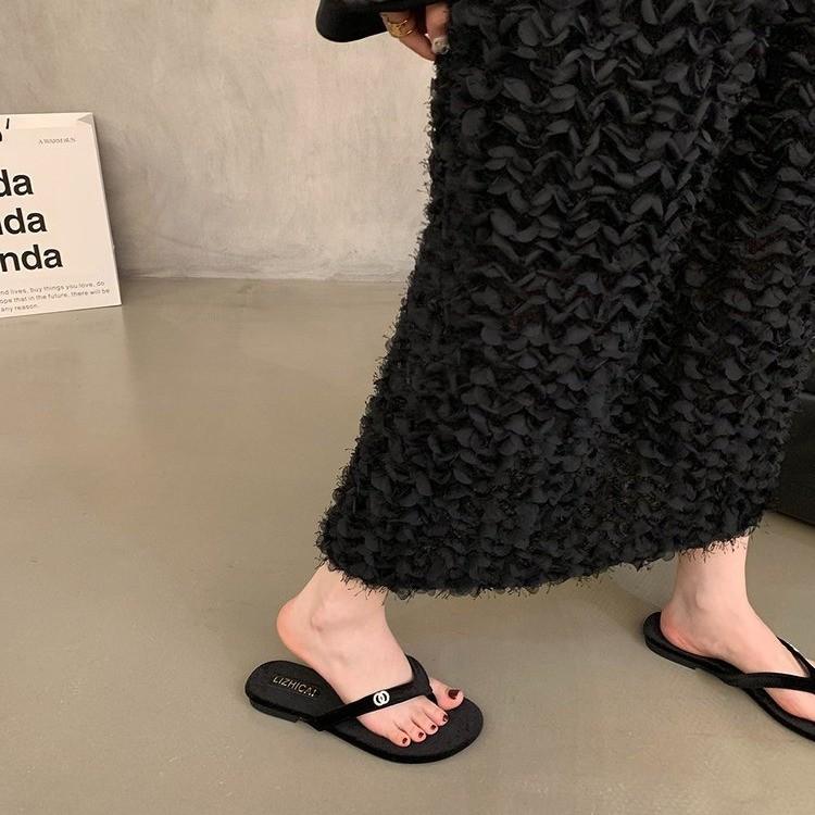 Fashion Luxury Velvet Women Slippers Flip Flops Brand Design Velour Slippers Ladies Fashion Flat Thong Sandals Summer Shoes