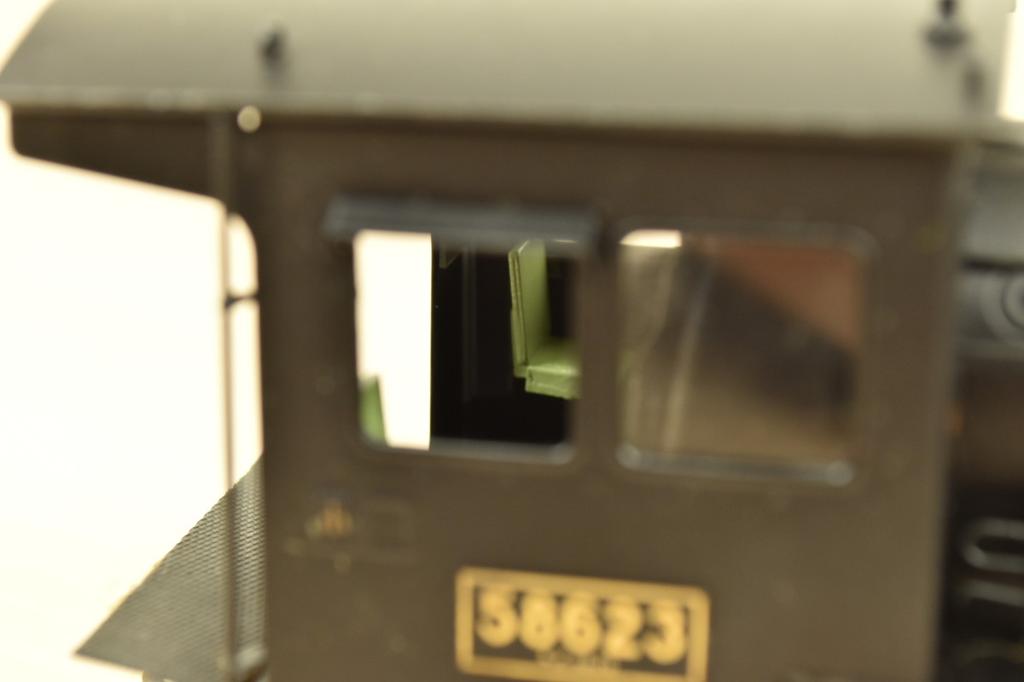 Nippon Sharyo 8620 Steam Locomotive Display Model with Base & Case from Japan